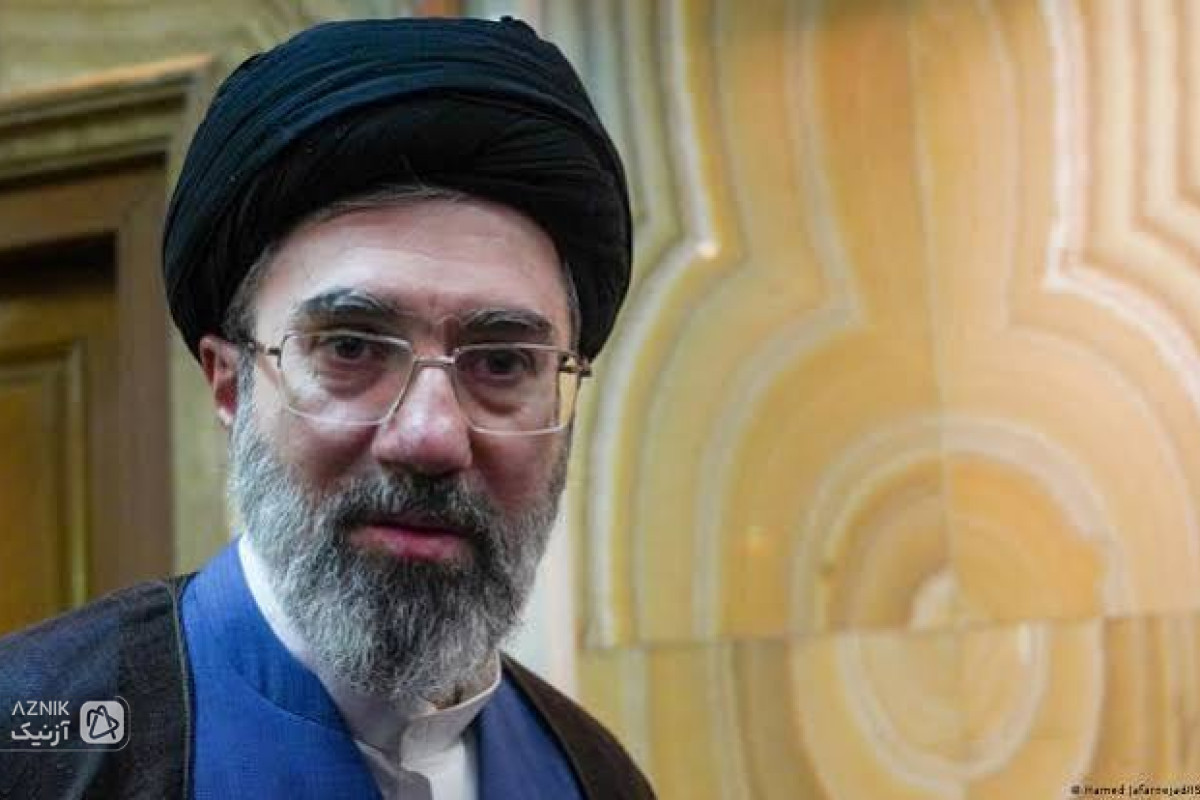 اولین فیلم از آیت الله سید مجتبی خامنه‌ای رهبر انقلاب منتشر شد